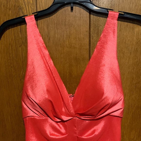 Ruched Mermaid Style Coral Pink Dress - Picture 3 of 8